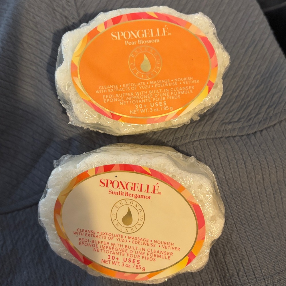 NEW! Spongelle Sunlit Bergamot and Pear Blossom Pedi-Buffer